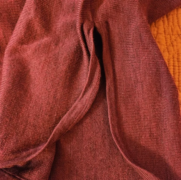 Eileen Fisher 100% Merino Wool Burgundy Tunic Sweater XS - Picture 8 of 11